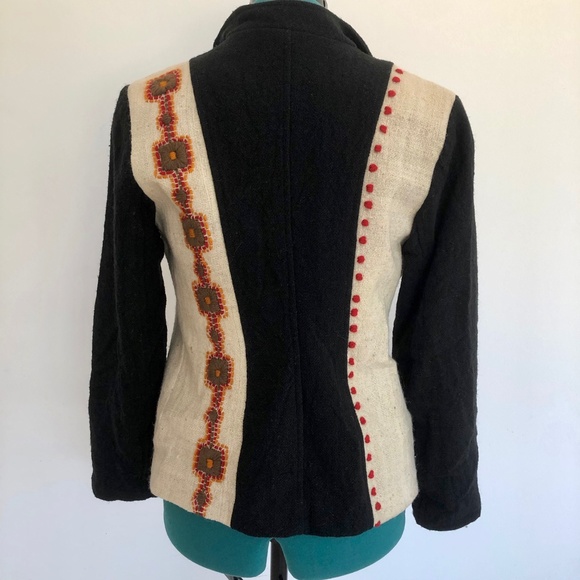 Raw Hand-Spun Wool Jacket - Picture 5 of 6